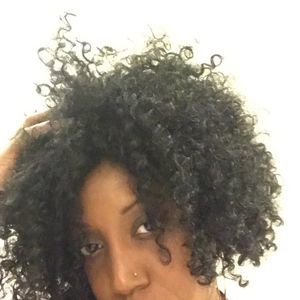 Meet your Posher, Veronica